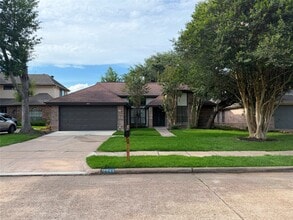 Building Photo - 2644 Hadley Cir