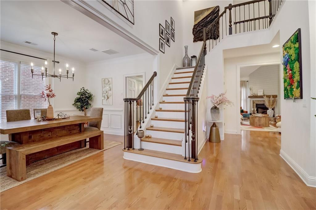 Foto principal - 6355 Glen Oaks Ln NE