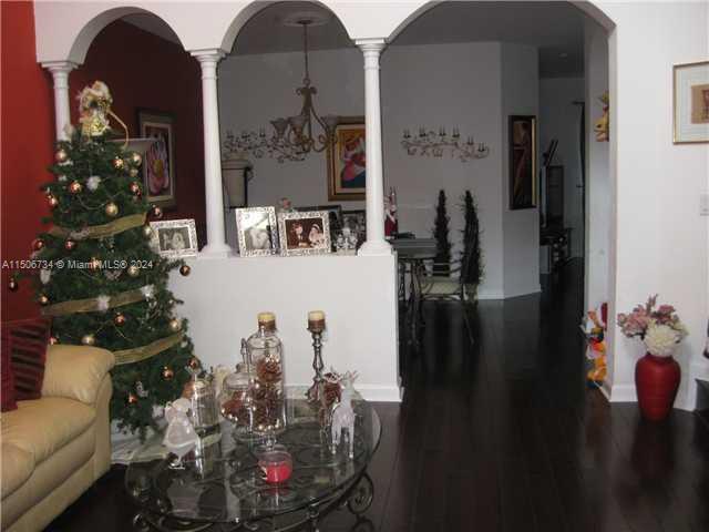 Foto del edificio - 832 SW 154th Path