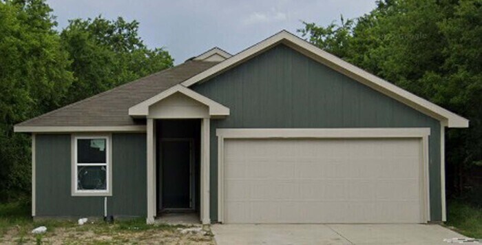 Foto principal - 7942 Henson St