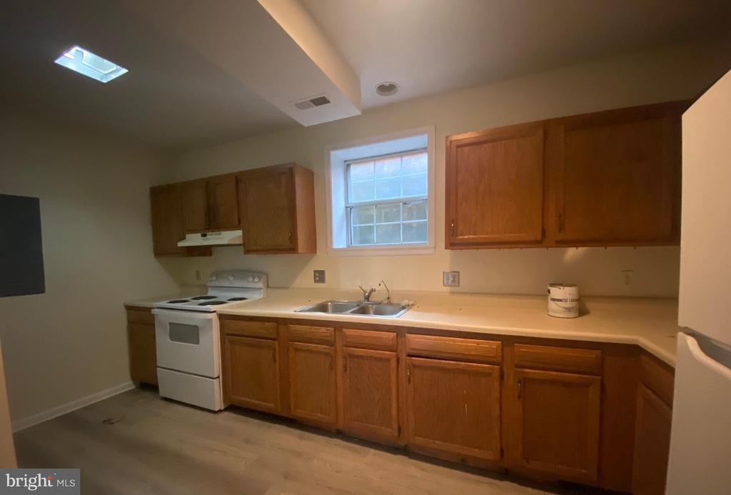 Foto del edificio - 304 Smith Rd