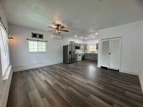 Building Photo - 1544 Maryland Ave