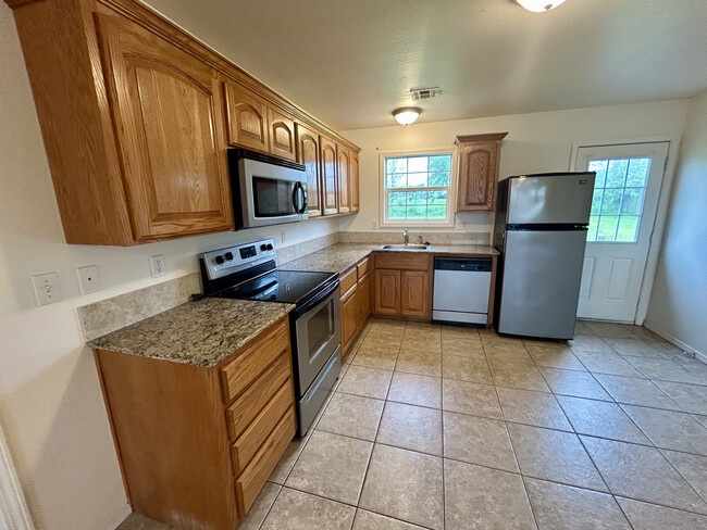 Building Photo - 63030 E 285 Ct