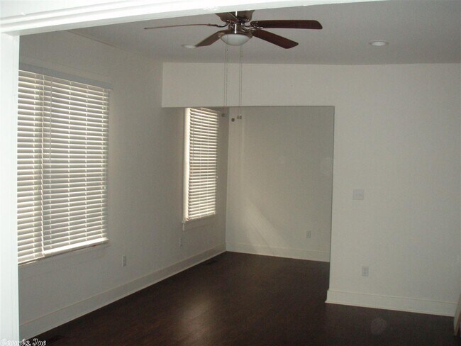 Foto del edificio - 809 N Palm St