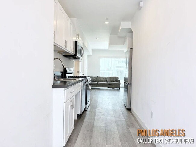 Photo - 1258 Leighton Avenue Apartment