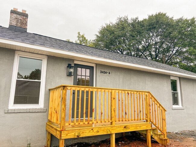 Building Photo - 3404 White Horse Rd