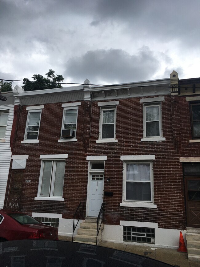 Building Photo - 5013 Tacoma St
