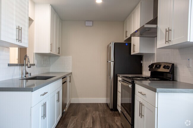 2HAB, 1BA - 1030 ft² - Park Apartments
