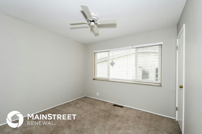 Foto del edificio - 3665 Hambletonian Dr