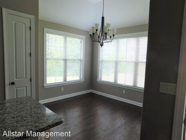 Building Photo - 5 br, 3 bath House - 3046 Pinetree Loop N ...