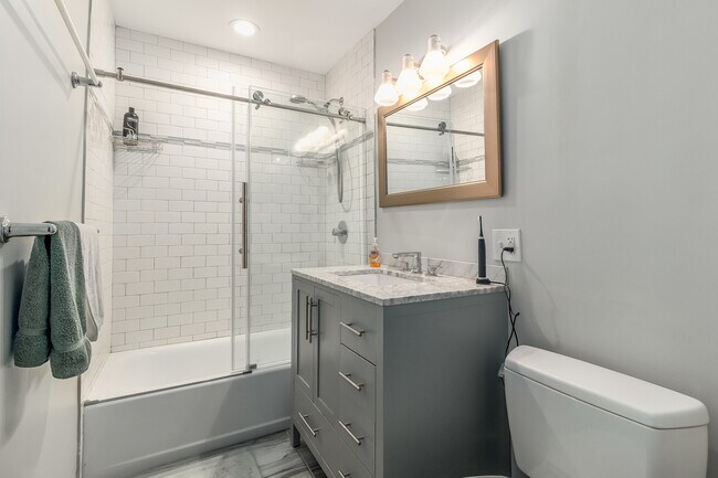 Foto del edificio - 1846 N Lincoln Ave