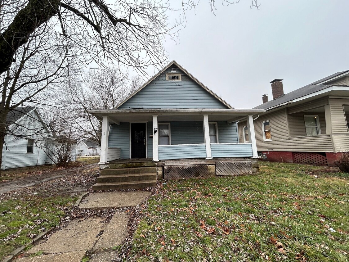11 Kentucky Ave, Danville, IL 61832 House Rental in Danville, IL