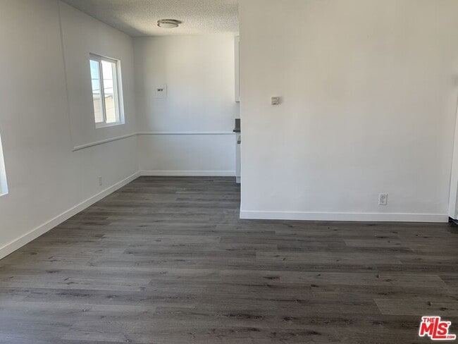 Foto del edificio - 8923 Orion Ave