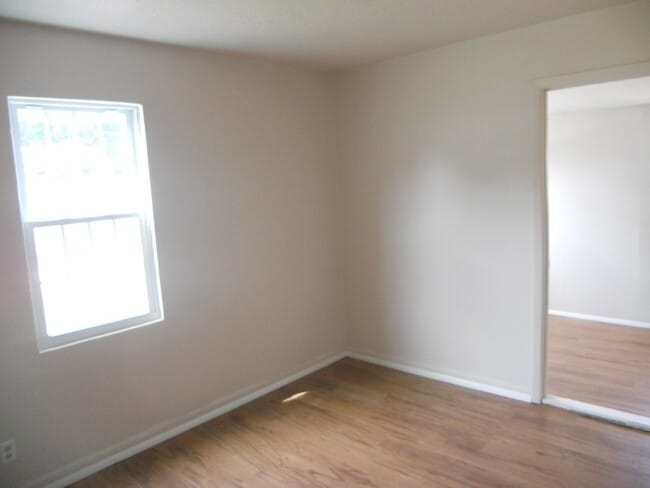 Building Photo - 826 Garfield