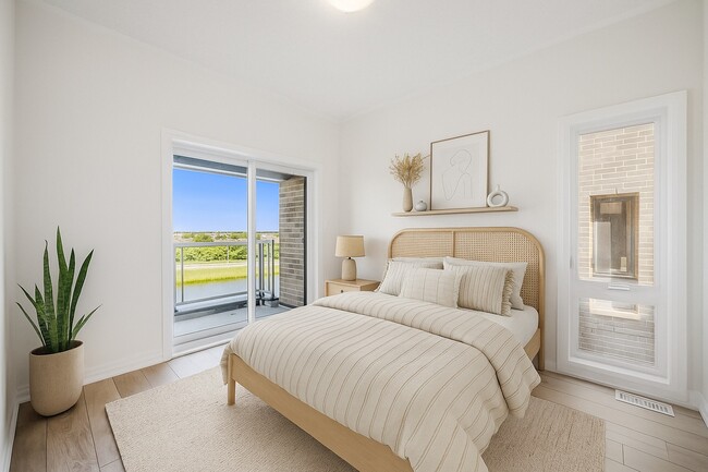 Building Photo - 135 Reverie Way