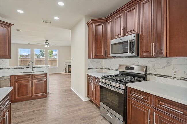 Building Photo - 19326 Camellia Knoll Trail