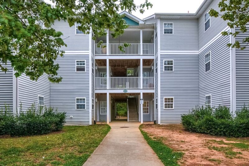Primary Photo - 3710 Pardue Woods Pl