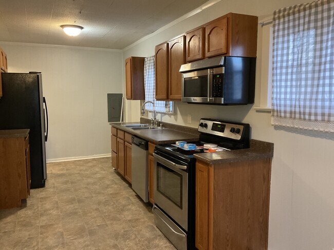 Foto del edificio - 1405 N Anthony Blvd