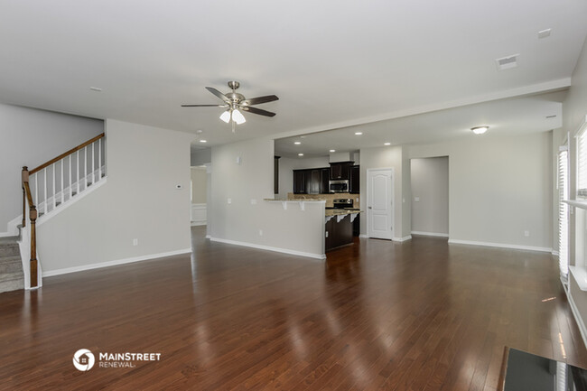 Building Photo - 3013 Ainsley Ln
