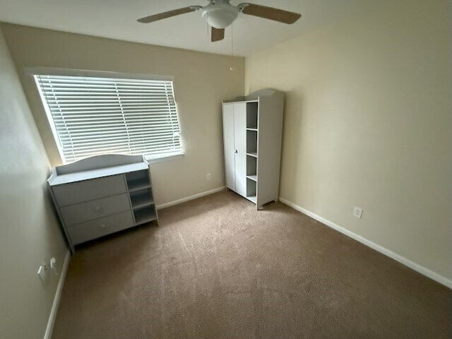 Foto del edificio - 1619 Townhome Ln