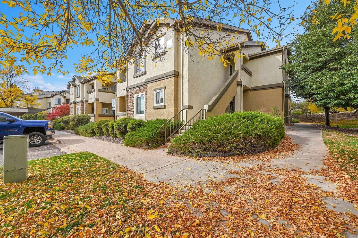 Foto principal - $1,600.00, 3-bed, 2-bath, located in Colorado Springs.