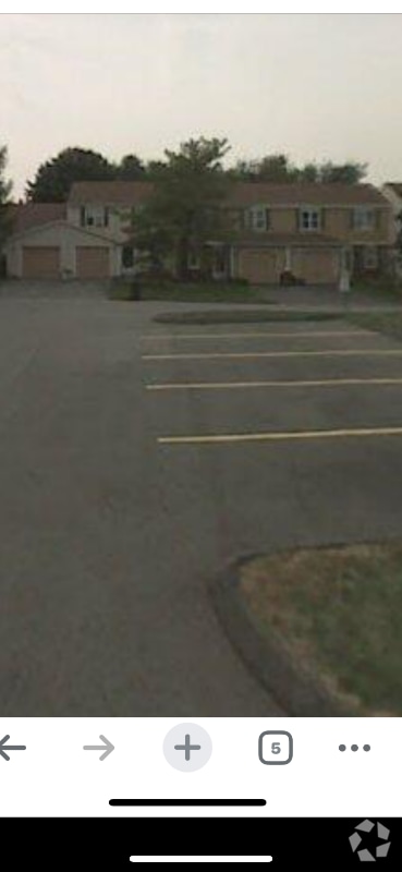 Building Photo - 20 Chestnut Ct