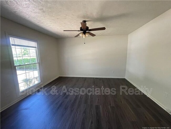 Foto del edificio - 4809 Belford Rd