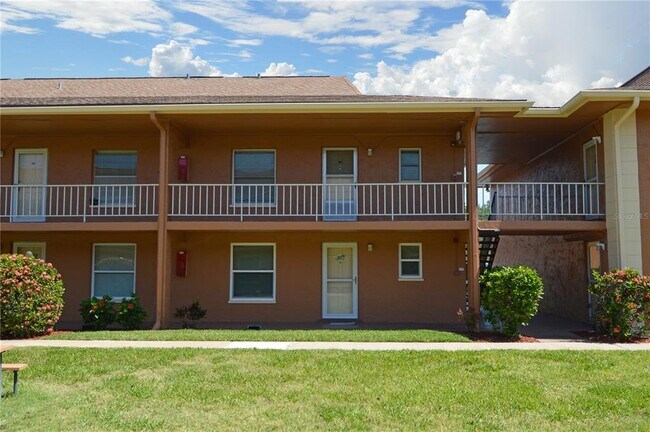 Building Photo - 12760 Indian Rocks Rd