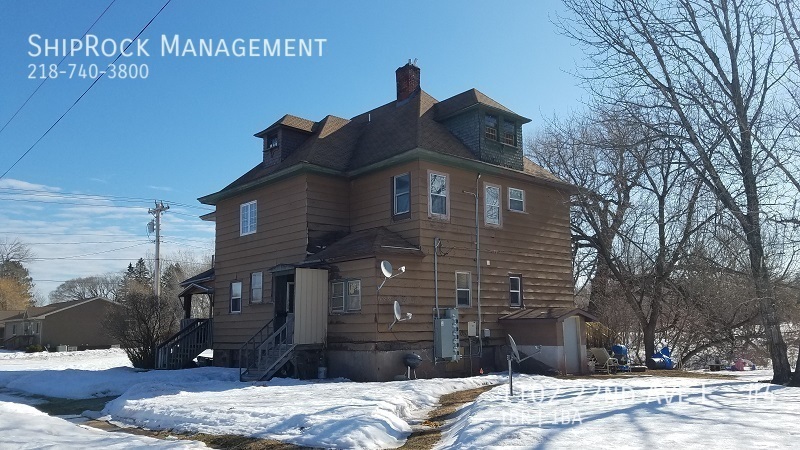 Primary Photo - 1102 22nd Ave E