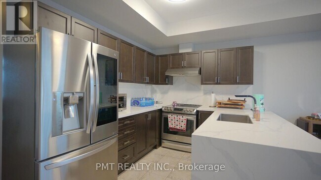 Photo du bâtiment - 4175 Palermo Common