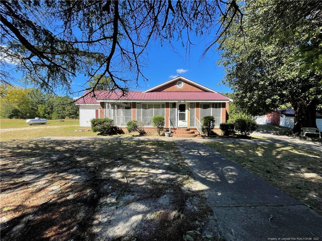 520 Ray St, Raeford, NC 28376 House for Rent in Raeford, NC