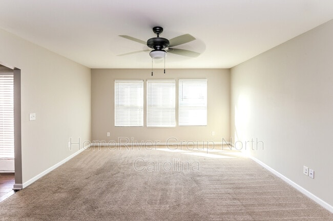 Building Photo - 10008 Portaferry Dr