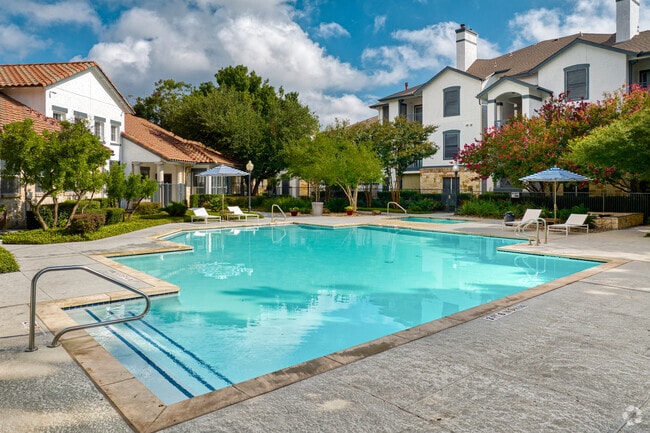 Pool - Sutton