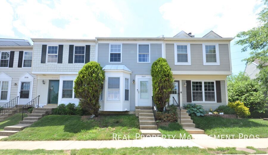 Photo - 7002 Old Brentford Road-