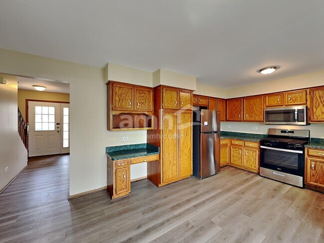 Foto del edificio - 204 Brink Dr