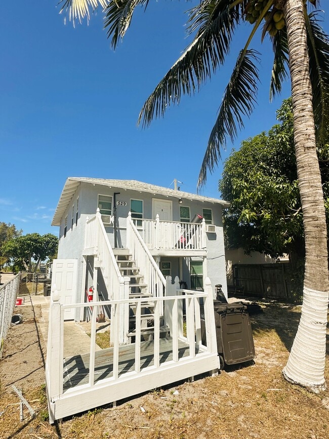 Front - 529 Revere Rd