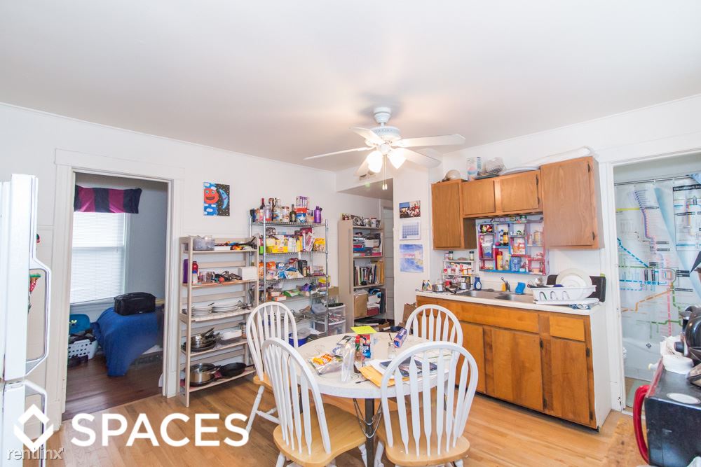 Primary Photo - 2314 W Winnemac Ave