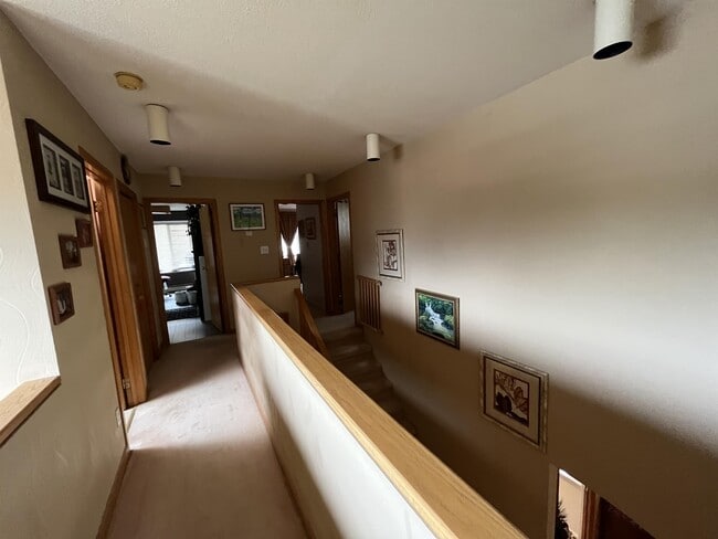 Building Photo - 9839 Waller Ct