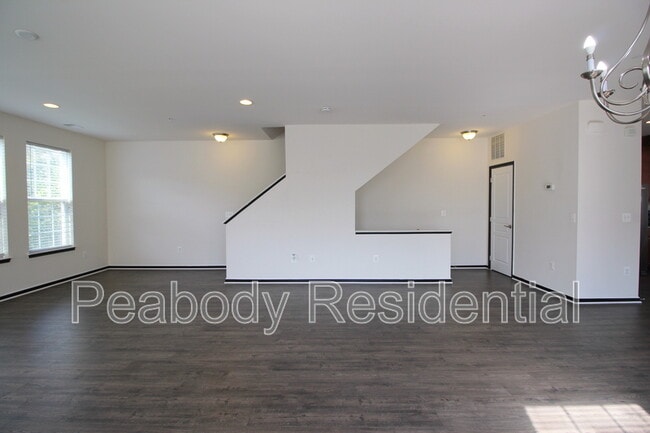 Building Photo - 14782 Mason Creek Cir