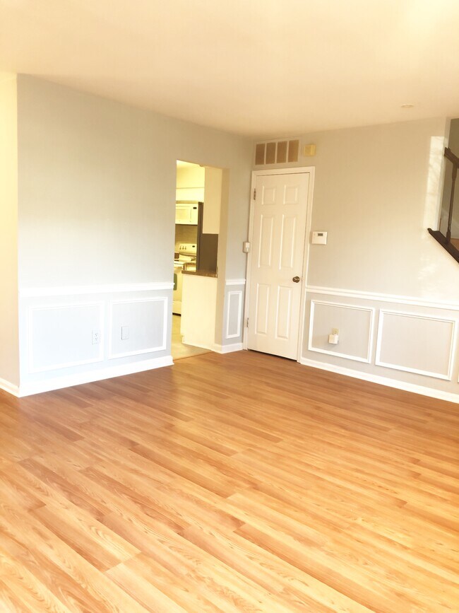 Foto del edificio - 77 Wynnewood Dr