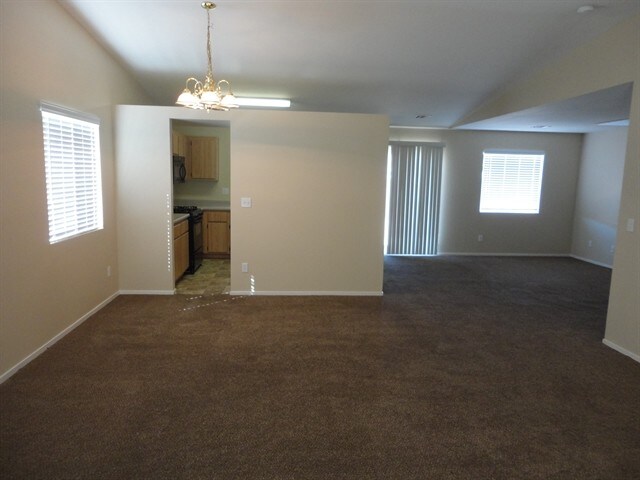 Building Photo - 3004 Fern Crest Avenue