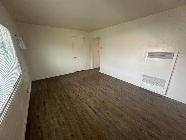 Photo - 3001 - Sharma Apartment