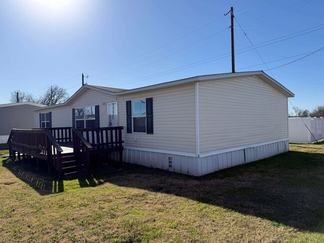 Building Photo - 120 Parma Ct