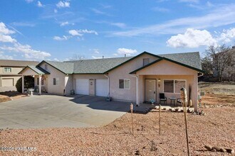Building Photo - 8501 E Leigh Dr