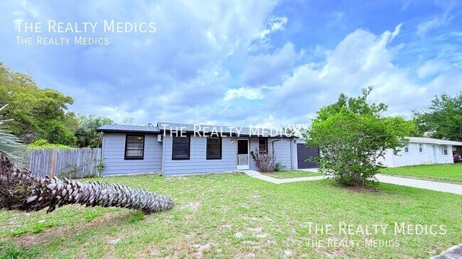 Foto del edificio - 2252 Danforth Ave