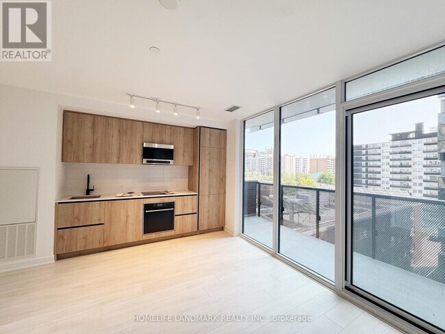 Building Photo - 117 Broadway Ave