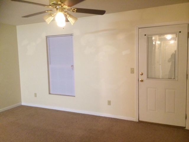 Building Photo - 237 Wanda Way