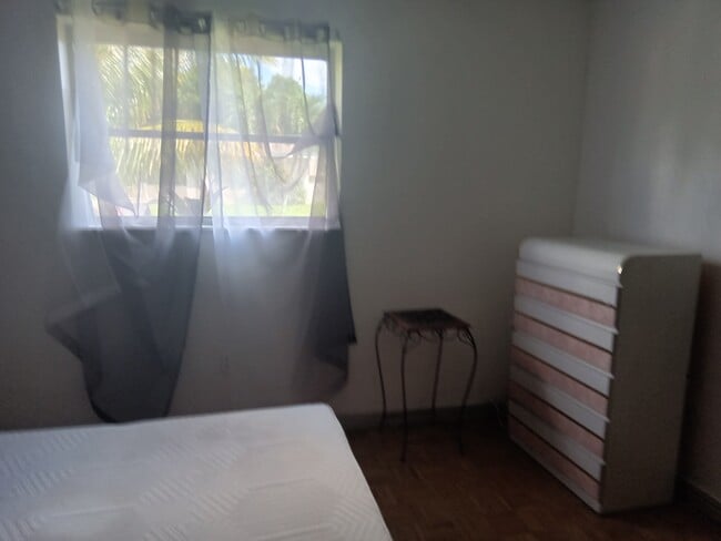 Photo - 8612 N Lexington Dr House