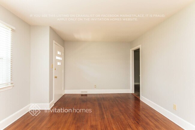 Foto del edificio - 1318 Lomax Ave