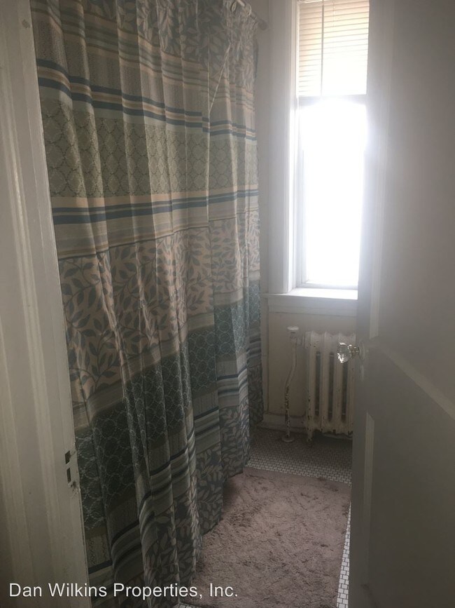 Foto del edificio - 1925 N Prospect Ave